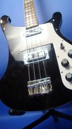 Dillion Rick Bass - Black